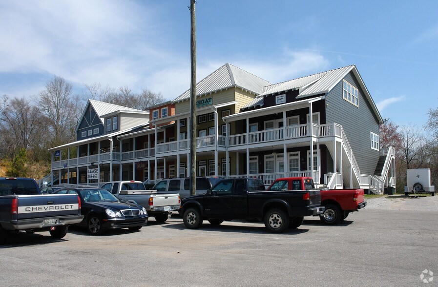 More Photos Of 911 Creekside Ct, Helena Storefront Retail Residential For Sale