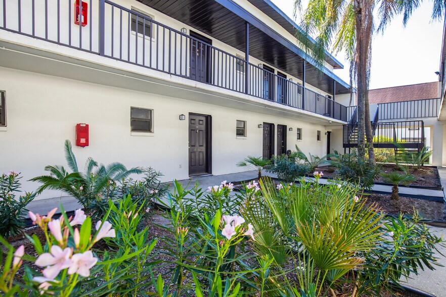 More Photos Of 1250 E 113th Ave, Tampa Apartments For Sale