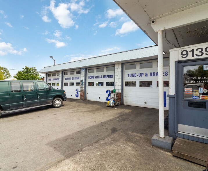 More Photos Of 9139 E Saanich Rd, North Saanich Auto Dealership For Sale