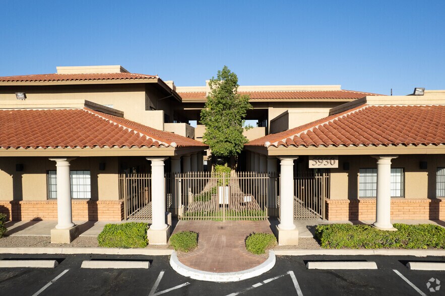 More Photos Of 5920 E Pima St, Tucson Unknown For Lease