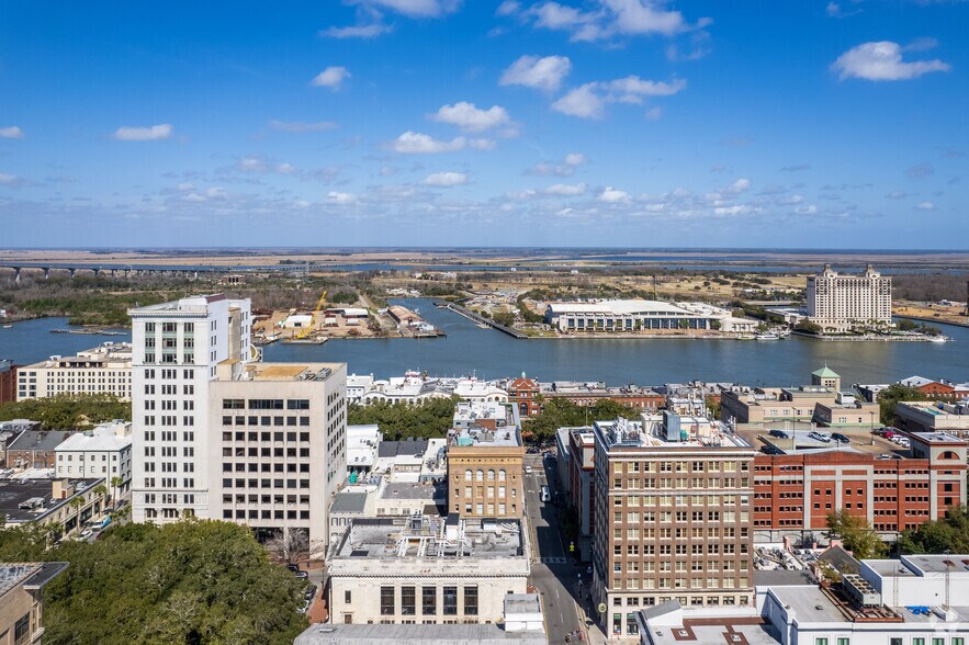 More Photos Of 24 Drayton St, Savannah Office For Lease