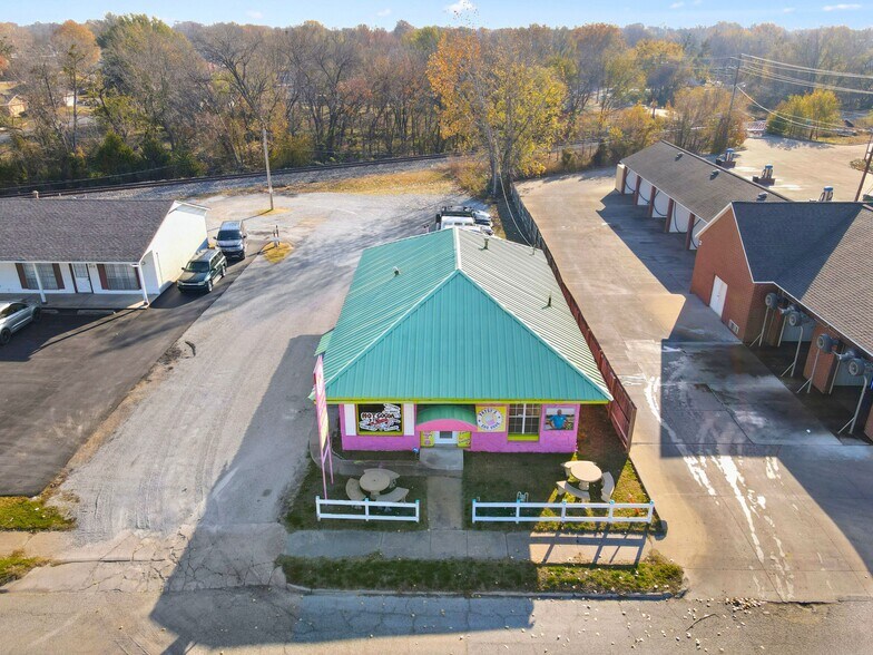 More Photos Of 510 N Lynn Riggs Blvd, Claremore Office Residential For Sale