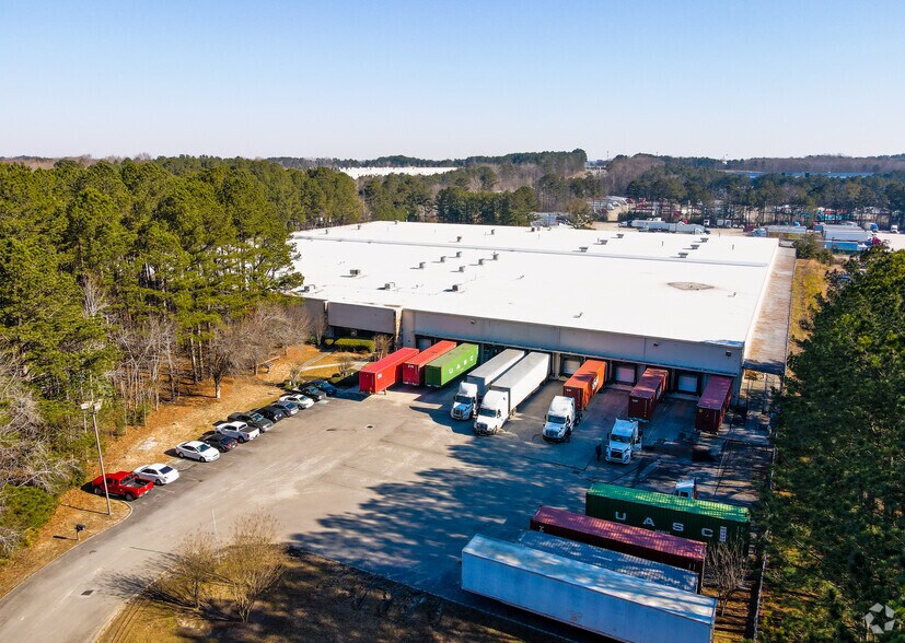 More Photos Of 7405 Graham Rd, Fairburn Warehouse For Lease