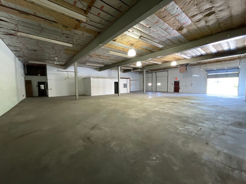 More Photos Of 1337 N Nelson St, Allentown Warehouse For Lease