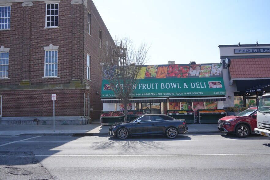 More Photos Of 148 W Park Ave, Long Beach Storefront For Sale