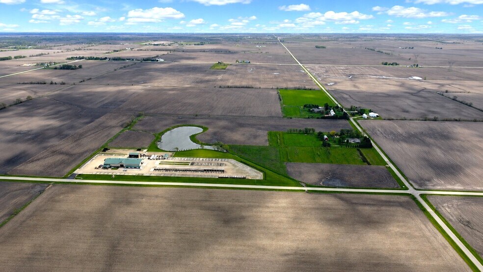 More Photos Of 5681 White Willow Rd, Minooka Specialty For Sale