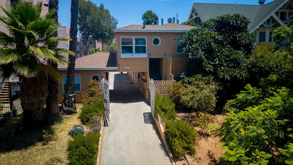 More Photos Of 1930 S Oxford Ave, Los Angeles Apartments For Sale