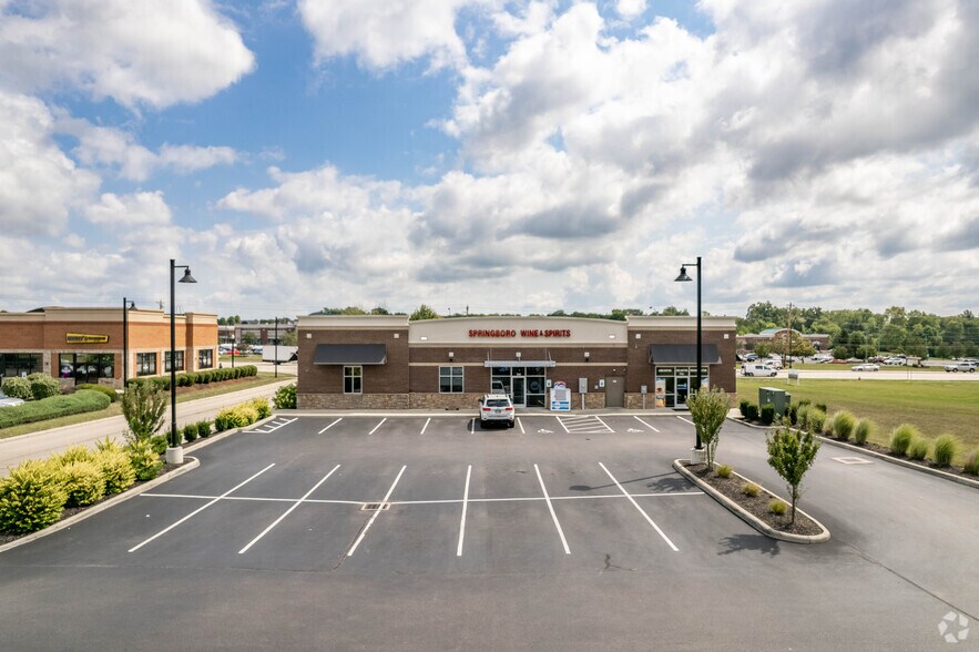 More Photos Of 748 Gardner Rd, Springboro Storefront For Lease
