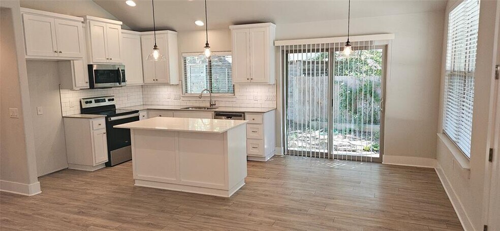 More Photos Of 15924 Stewart Rd, Austin Multifamily For Sale