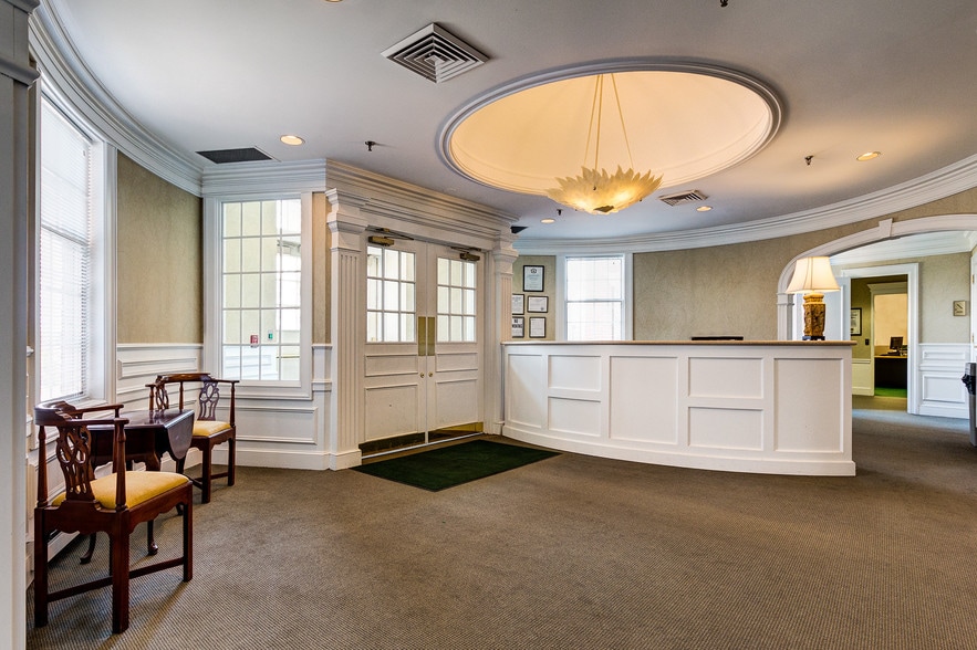More Photos Of 3550 Lander Rd, Pepper Pike Office For Lease