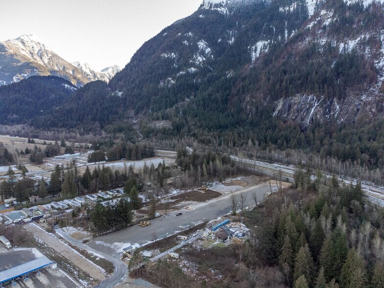 More Photos Of 61934 Estell Rd, Hope Land For Lease