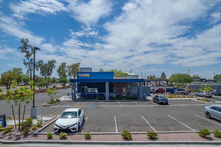 More Photos Of 5724 W Bell Rd, Glendale Restaurant For Sale