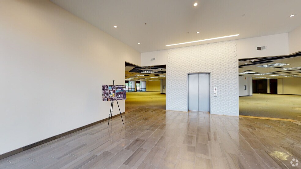 More Photos Of 2329-2351 Market St, Saint Louis Office For Lease