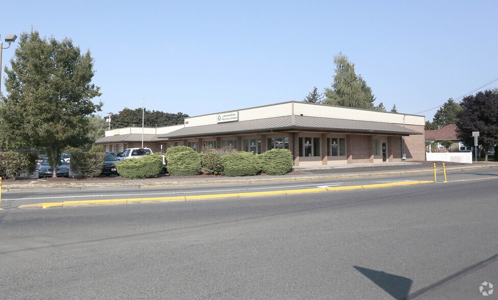 More Photos Of 405 W Stewart Ave, Puyallup Freestanding For Sale