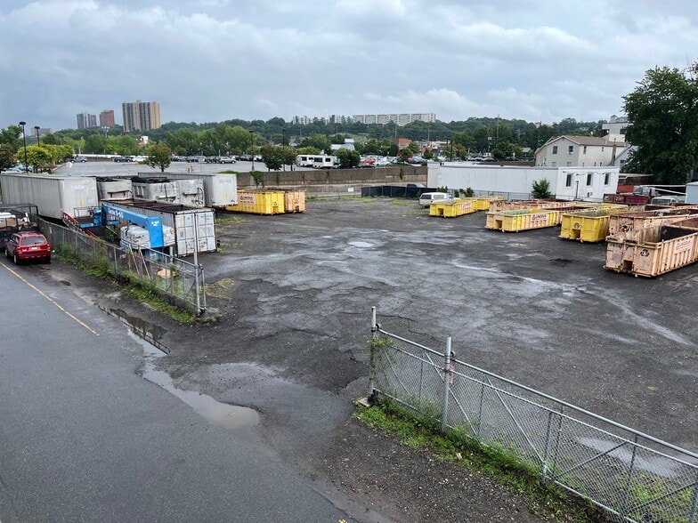 Primary Photo Of 4800 Dell Ave, North Bergen Land For Lease