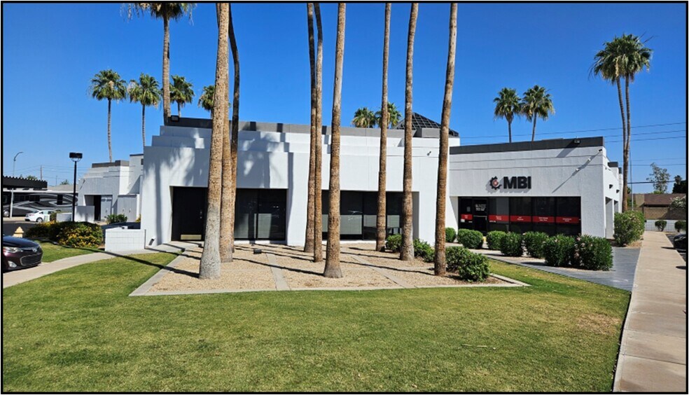 More Photos Of 3033 W Bell Rd, Phoenix Medical For Lease