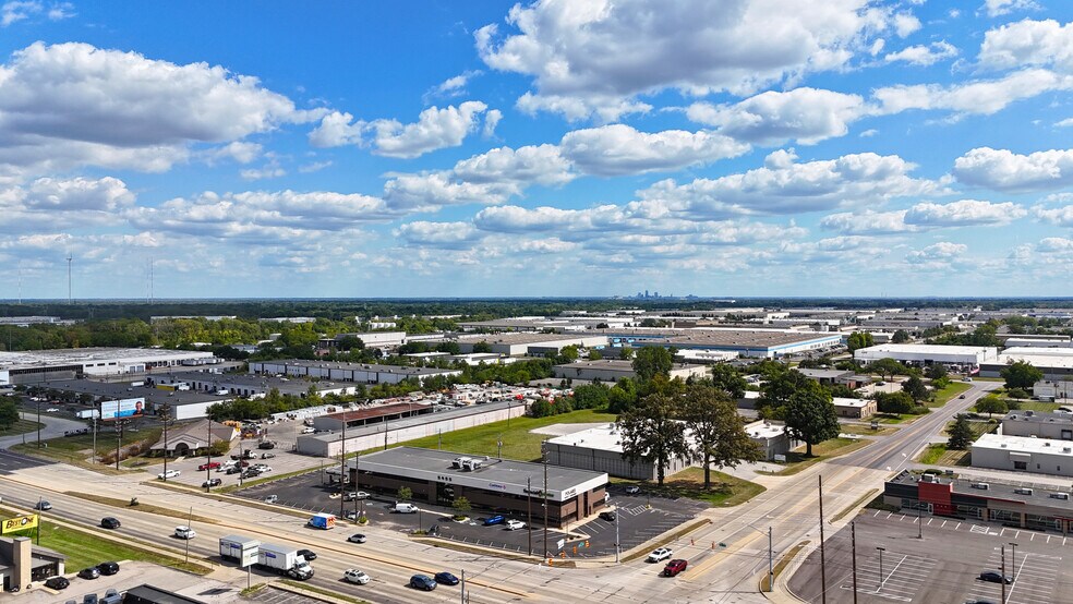 More Photos Of 5455 W 86th St, Indianapolis Office For Lease