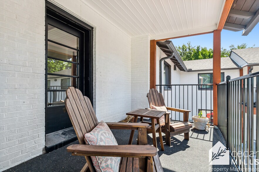 More Photos Of 644 N Bluff Ave, Wichita Multifamily For Sale