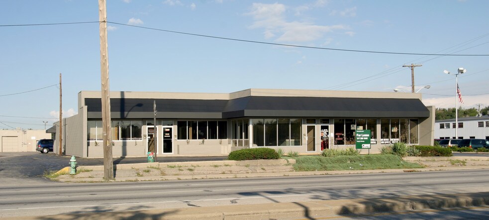 More Photos Of 5426-5438 N Keystone Ave, Indianapolis Office For Lease