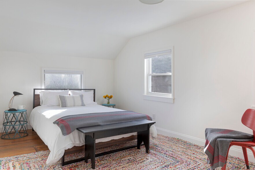More Photos Of 396 Austin Rd, Jefferson Hospitality For Sale