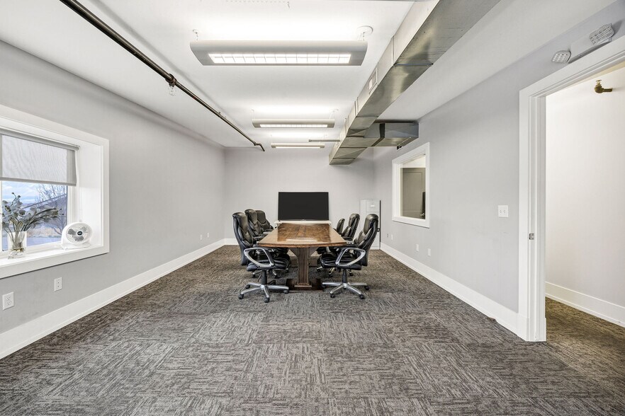 More Photos Of 1189 W 1700 N, Logan Warehouse For Lease