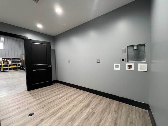 More Photos Of 8932 Moeller Dr, Harbor Springs Specialty For Sale