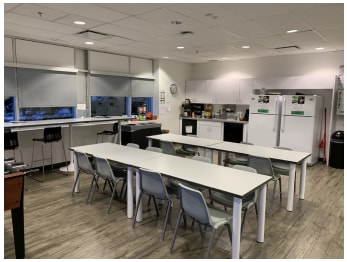 More Photos Of 916-919 42nd Ave SE, Calgary Office For Lease