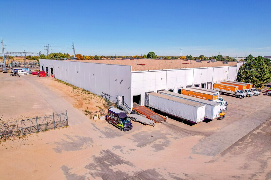 More Photos Of 5555 Joliet St, Denver Warehouse For Lease
