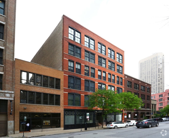 More Photos Of 216 S Jefferson St, Chicago Loft Creative Space For Sale