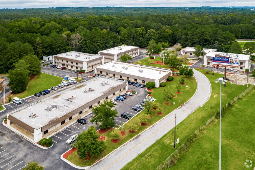 More Photos Of 2720 Sheraton Dr, Macon-Bibb Unknown For Lease