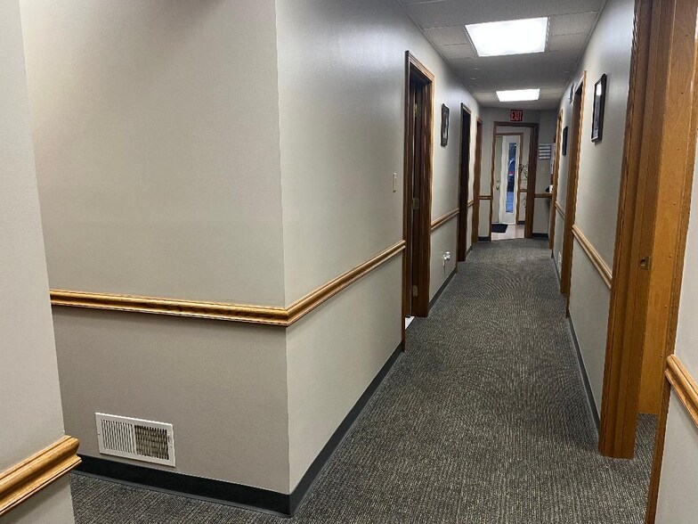 More Photos Of 823 W Spring St, Titusville Medical For Sale