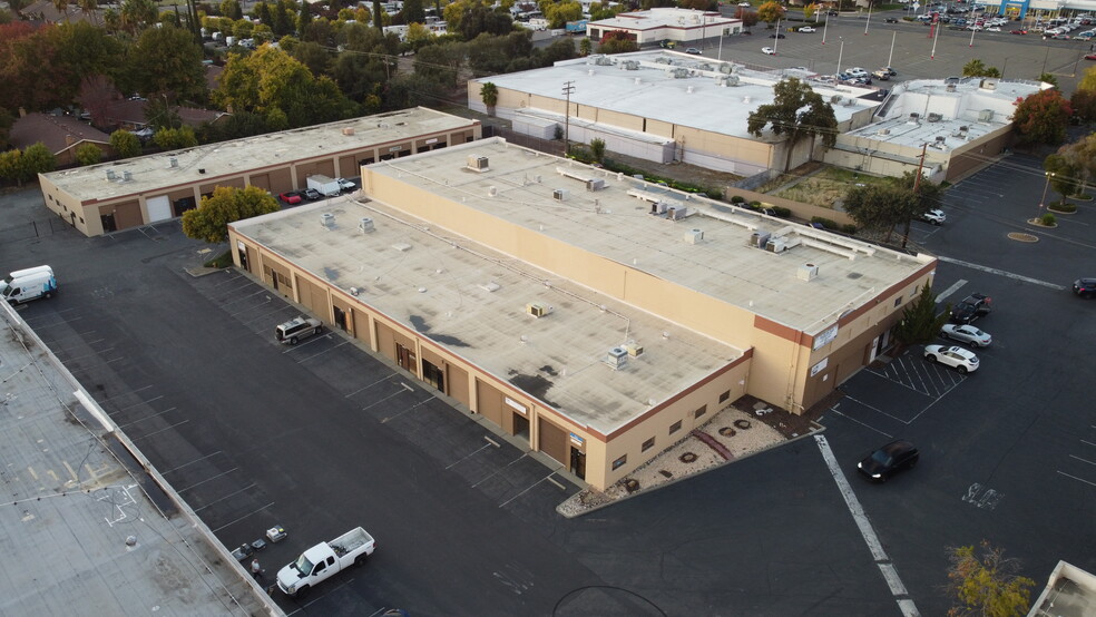 More Photos Of 5051 College Oak Dr, Sacramento Unknown For Lease