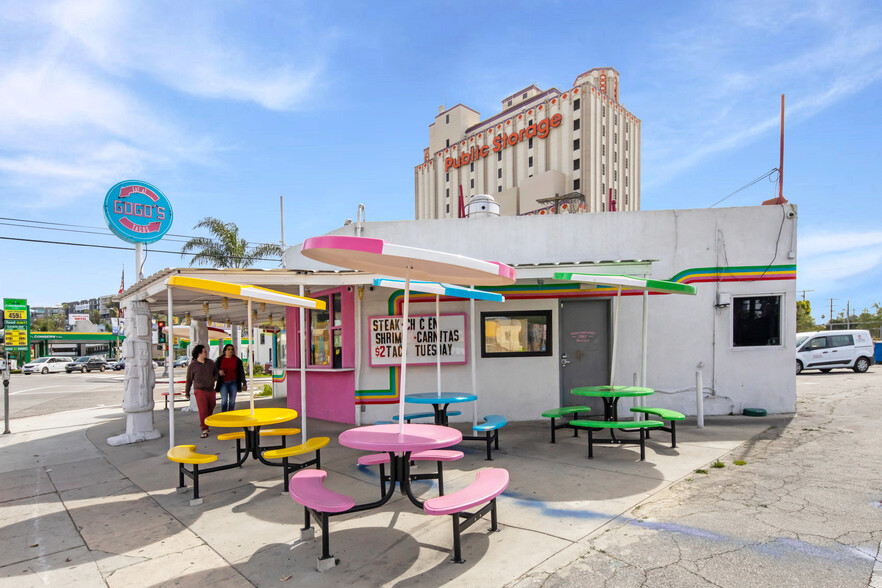 More Photos Of 3660 Beverly Blvd, Los Angeles Restaurant For Sale