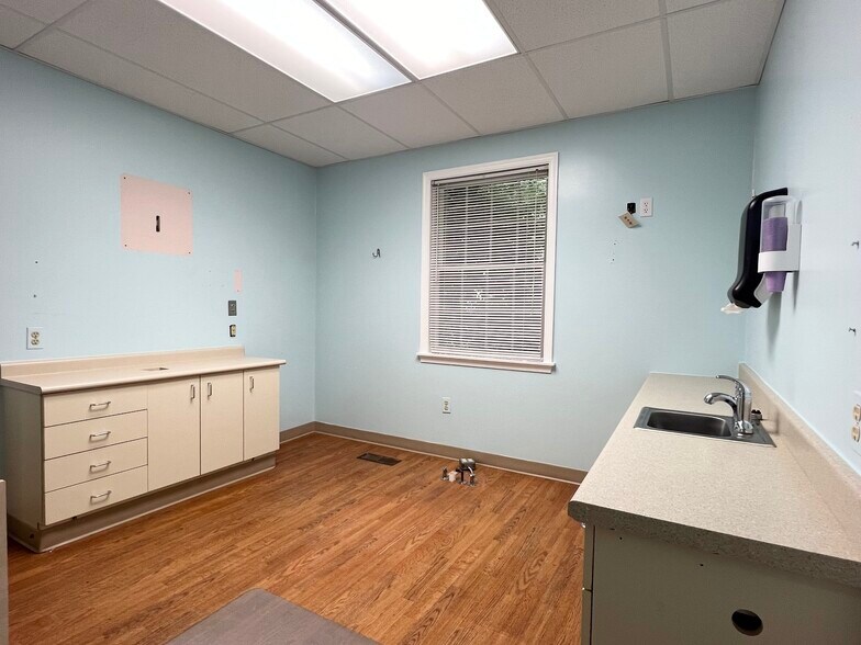 More Photos Of 508 Cynwood Dr, Easton Rehabilitation Center For Sale