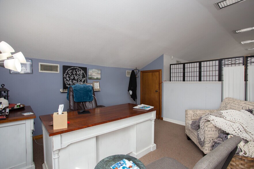 More Photos Of 1721 S Tyler St, Amarillo Office For Sale