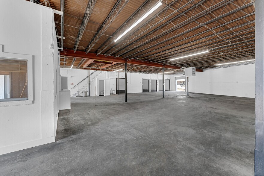 More Photos Of 1212 Peeples St, Chattanooga Warehouse For Sale