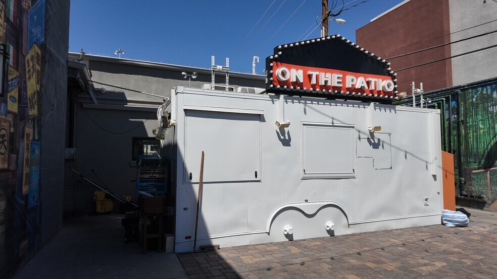 More Photos Of 80-100 E California ave, Las Vegas General Retail For Lease