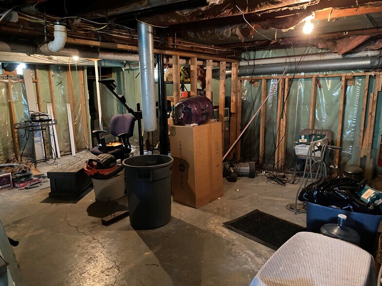 More Photos Of 2404 Union Rd, Cheektowaga General Retail For Sale