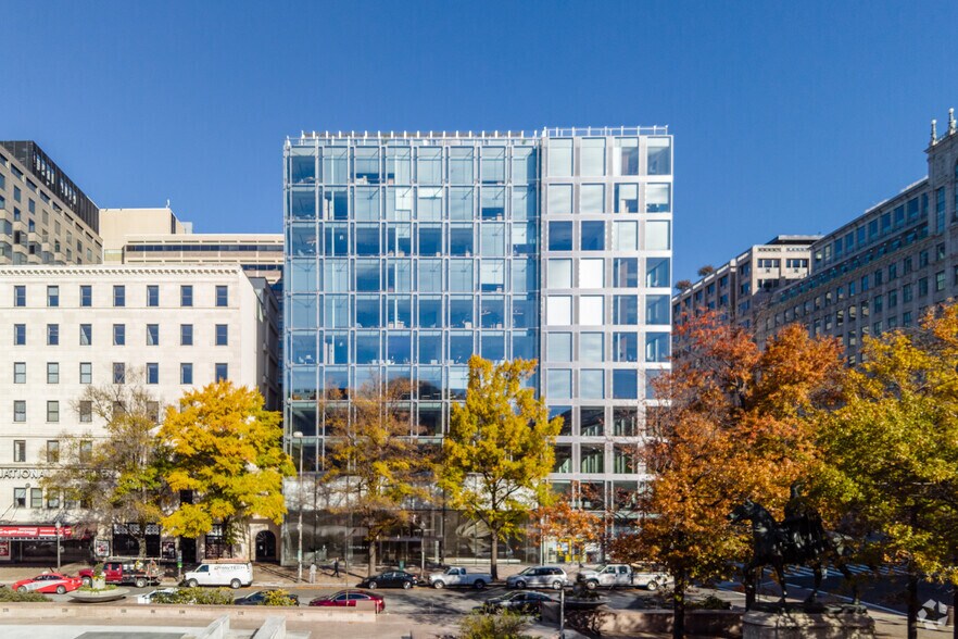 More Photos Of 1301 Pennsylvania Ave NW, Washington Office For Lease