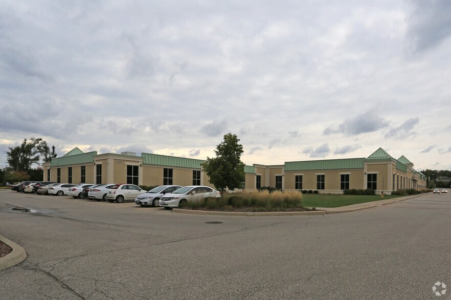 More Photos Of 4271-4273 King St E, Kitchener Office For Sale