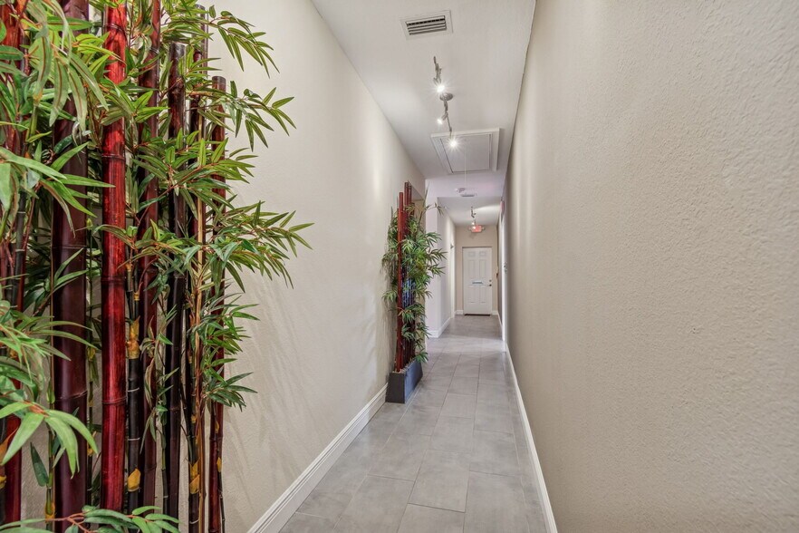 More Photos Of 5308 Central Ave, Saint Petersburg Office Residential For Sale