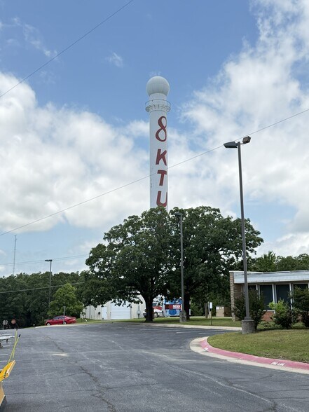 More Photos Of 3333 S 29th W Ave, Tulsa Office For Sale