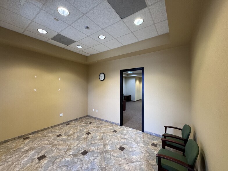 More Photos Of 3275 E Robertson Blvd, Chowchilla Office For Lease