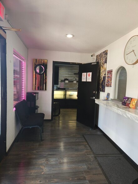 More Photos Of 4210 E 11th St, Tulsa Freestanding For Sale