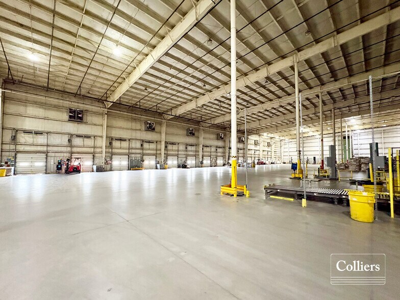 More Photos Of 329 Industrial Dr, Albion Industrial For Lease