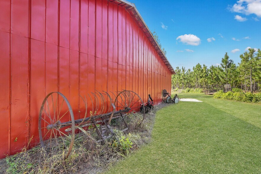 More Photos Of 2437 GA Highway 121, Glennville Land For Sale