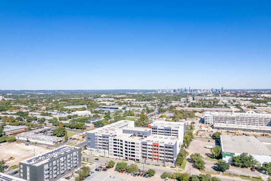 More Photos Of 4361 S Congress Ave, Austin Apartments For Sale
