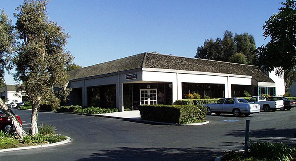 More Photos Of 1921 Carnegie Ave, Santa Ana Industrial For Lease