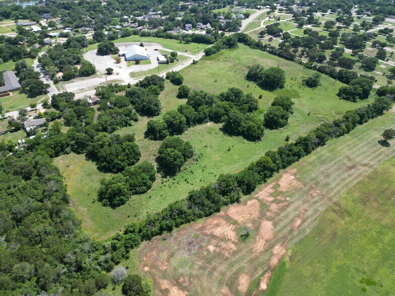 More Photos Of 511 E Moore St, Granbury Land For Sale