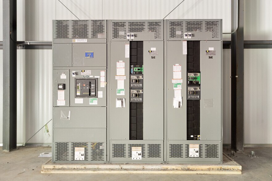 More Photos Of 51 R W Moore Ave, Orange Manufacturing For Sale